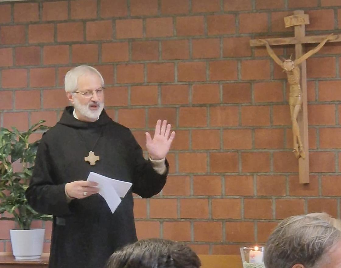 Abt Ignatius stellt die Jahreslosung 2026 